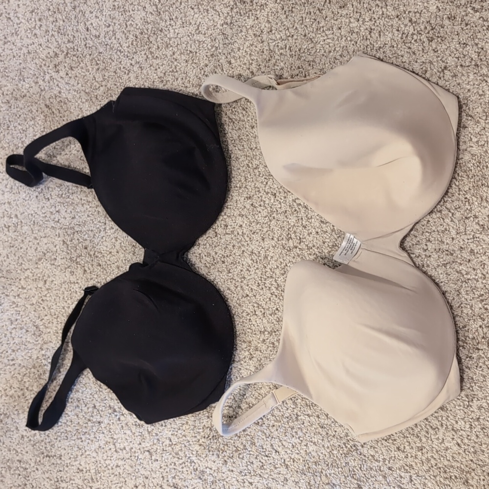 2 Victoria Secret Bras